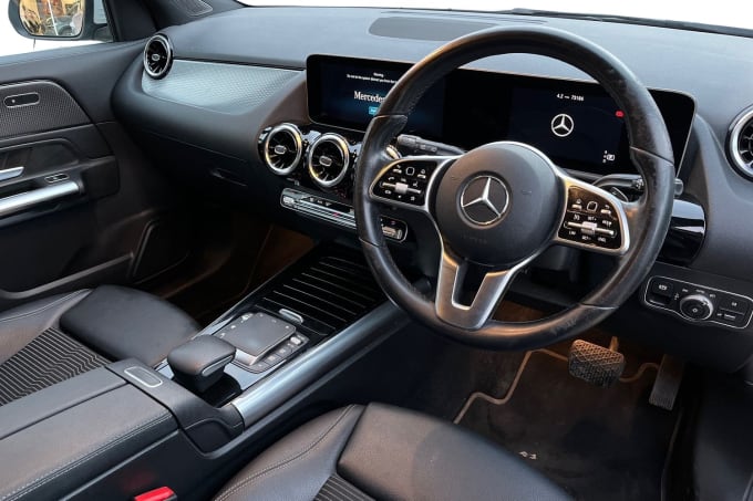 2025 Mercedes-benz Gla