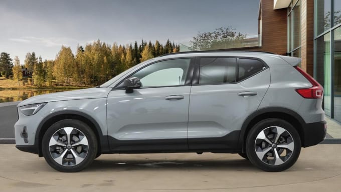 2024 Volvo Xc40