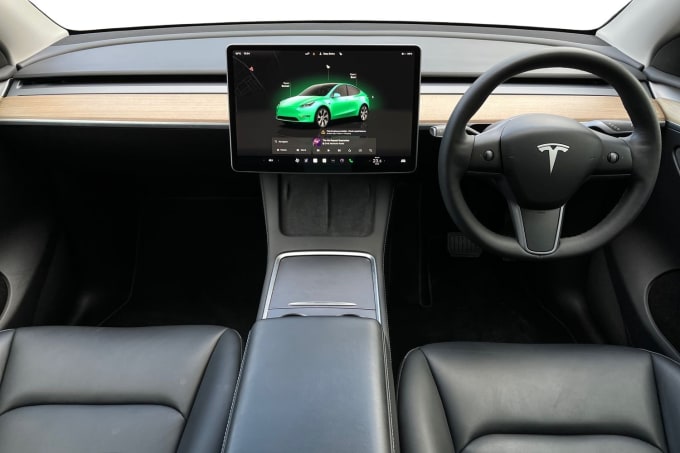 2024 Tesla Model Y