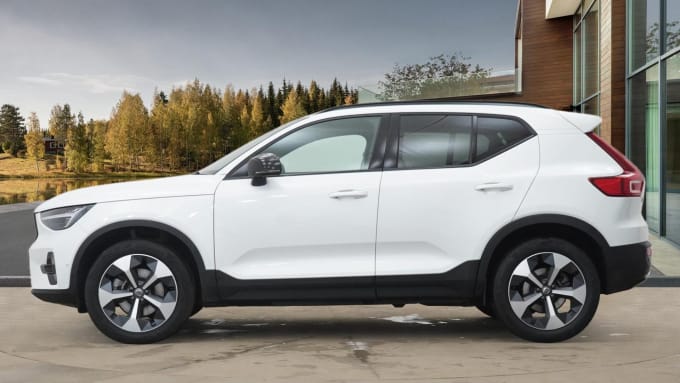 2024 Volvo Xc40