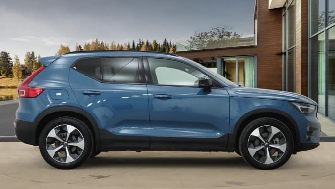 2024 Volvo Xc40