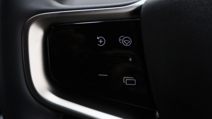 2025 Volvo Ex30