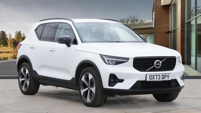 2025 Volvo Xc40