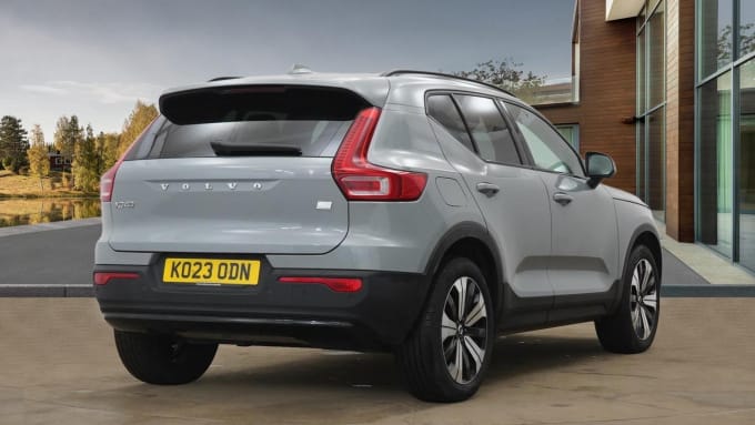 2024 Volvo Xc40