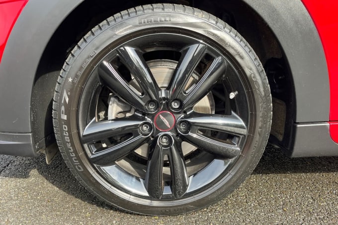 2025 Mini Hatch