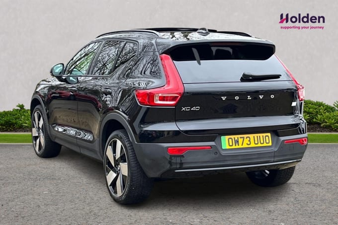 2025 Volvo Xc40