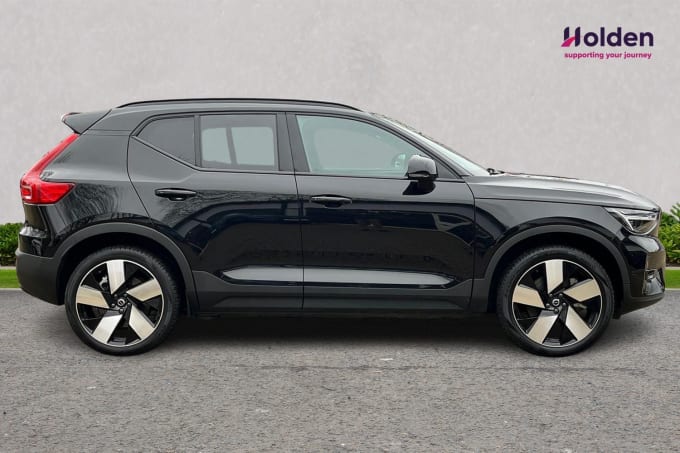 2025 Volvo Xc40