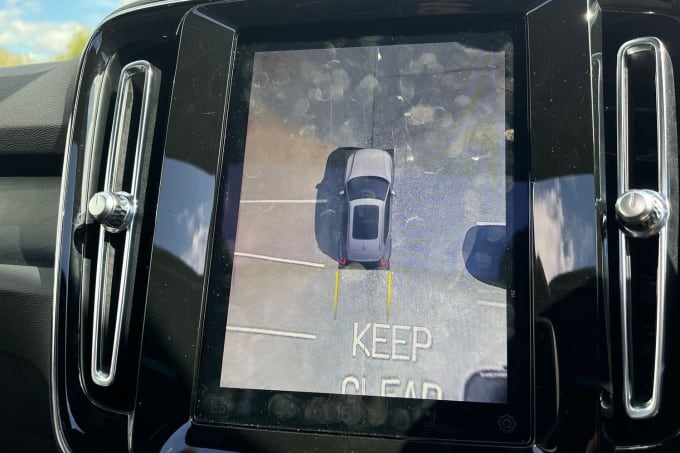 2025 Volvo Xc40