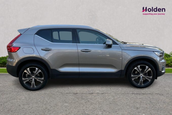 2024 Volvo Xc40