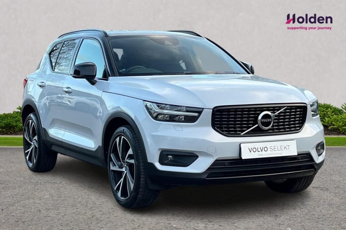 2025 Volvo Xc40