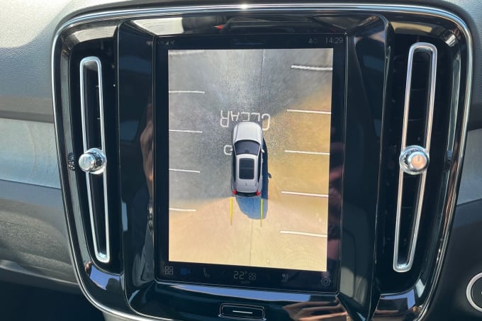 2025 Volvo Xc40