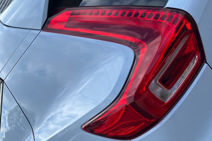 2025 Volvo Xc40