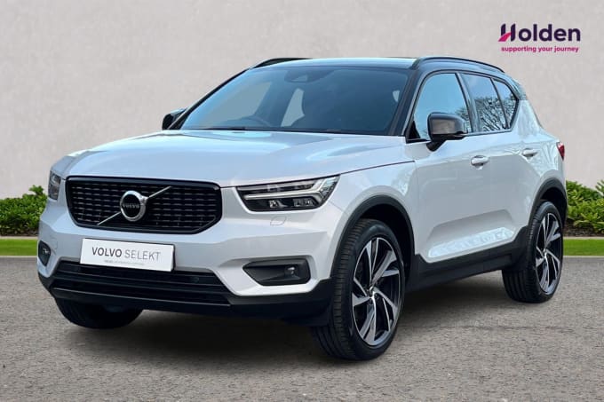 2025 Volvo Xc40