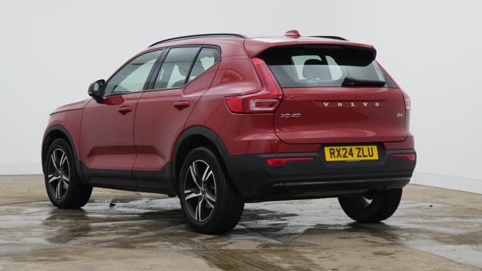 2025 Volvo Xc40