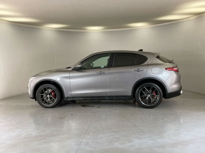 2024 Alfa Romeo Stelvio