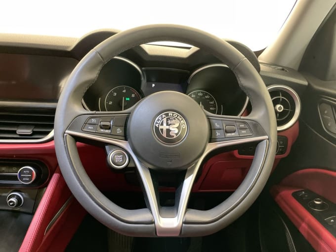 2024 Alfa Romeo Stelvio