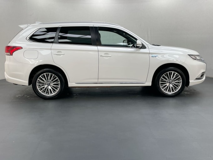 2024 Mitsubishi Outlander