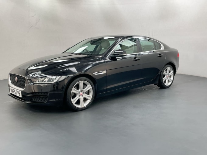 2024 Jaguar Xe