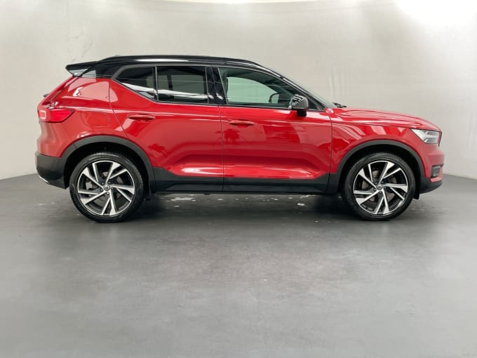 2024 Volvo Xc40