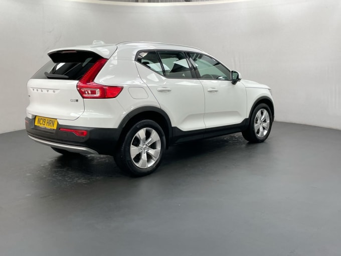 2024 Volvo Xc40