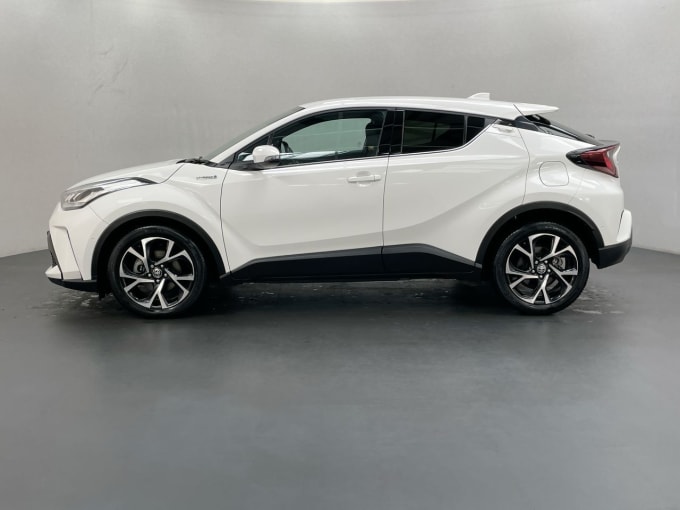 2024 Toyota Chr