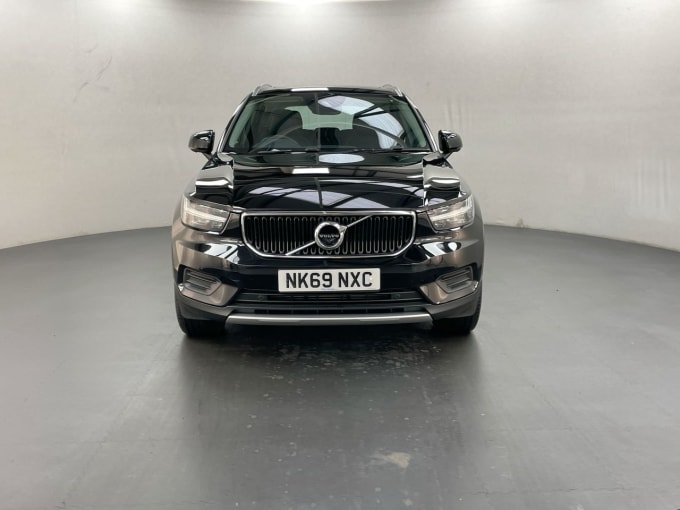 2024 Volvo Xc40