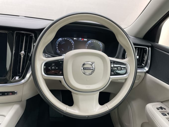 2024 Volvo V60