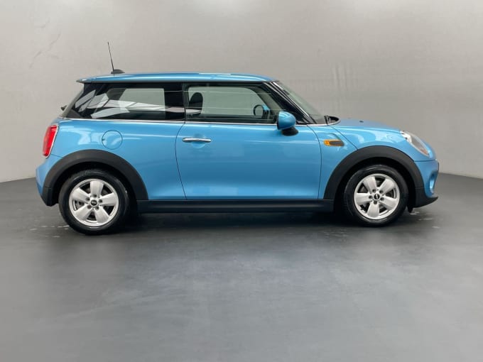 2024 Mini Hatch One