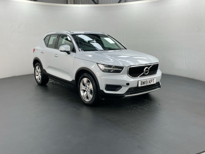 2024 Volvo Xc40