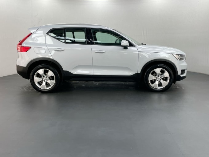 2024 Volvo Xc40