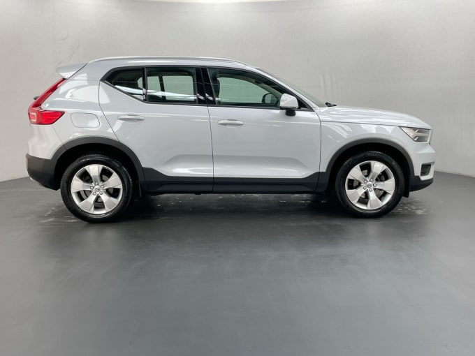 2024 Volvo Xc40