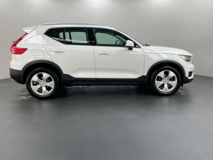 2024 Volvo Xc40