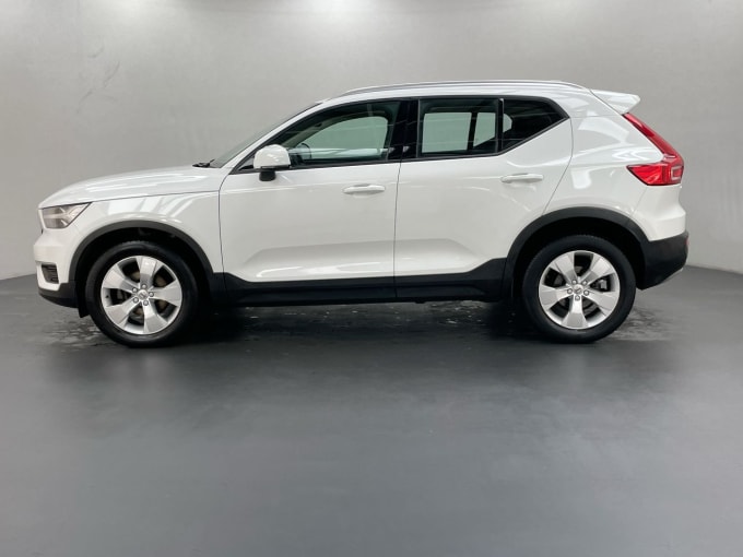 2024 Volvo Xc40