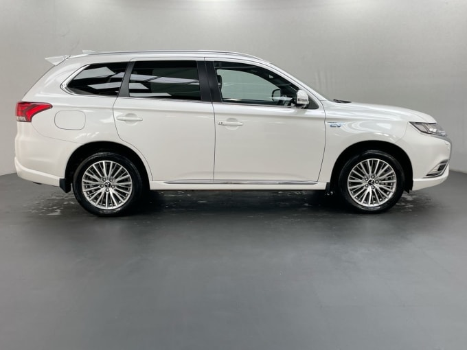 2024 Mitsubishi Outlander