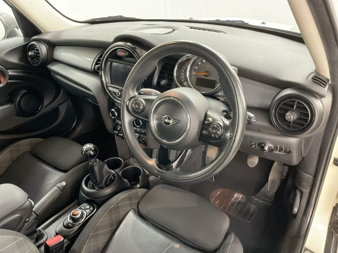 2024 Mini Hatch Cooper