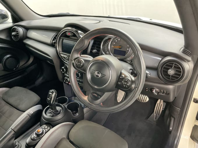 2024 Mini Hatch Cooper