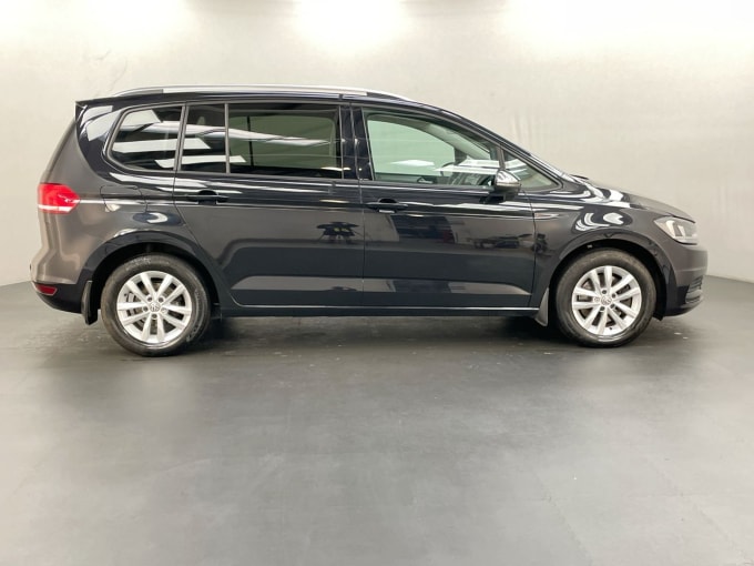 2024 Volkswagen Touran