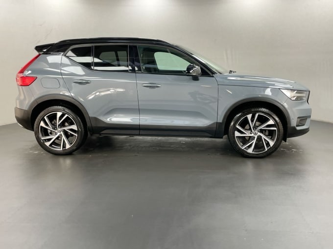 2024 Volvo Xc40