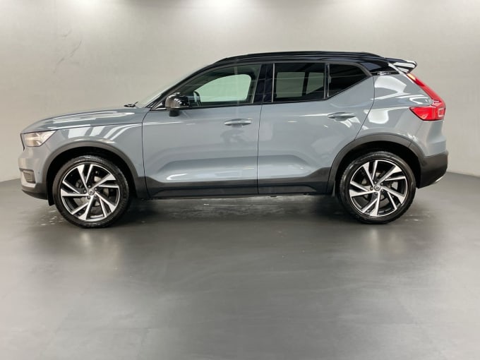 2024 Volvo Xc40