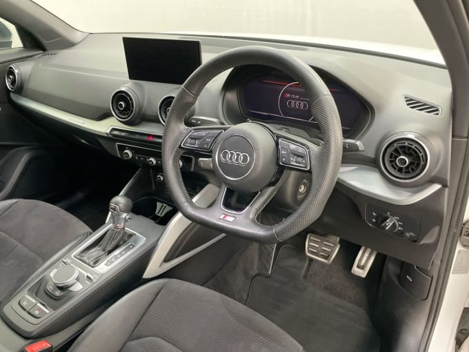 2024 Audi Sq2