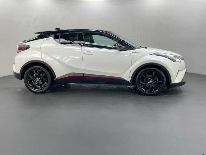 2024 Toyota Chr