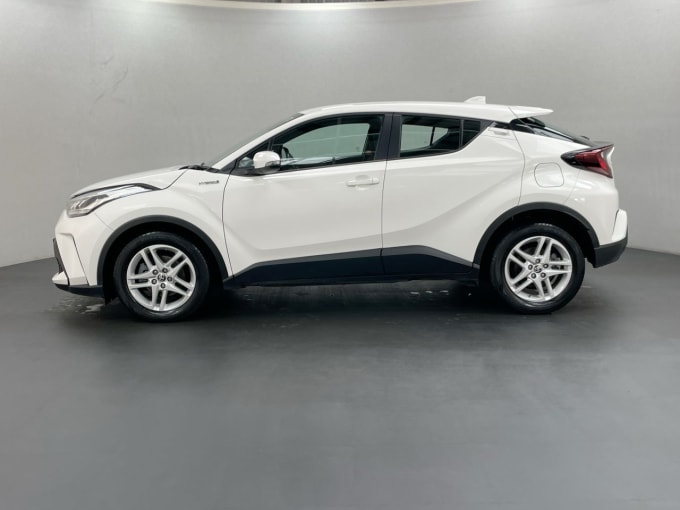 2024 Toyota Chr