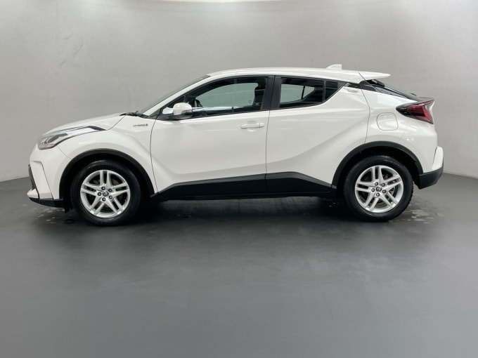 2024 Toyota Chr