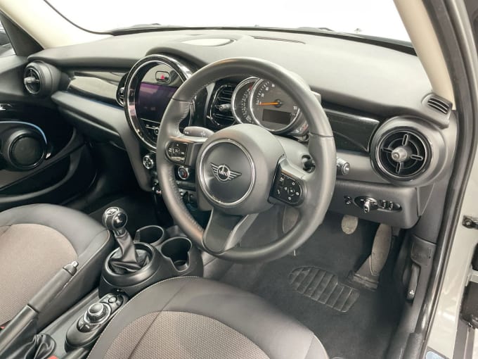 2024 Mini Hatch Cooper