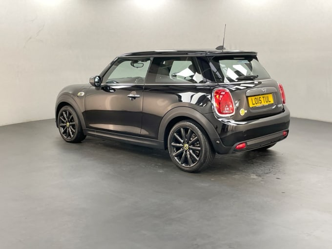 2024 Mini Hatch Cooper