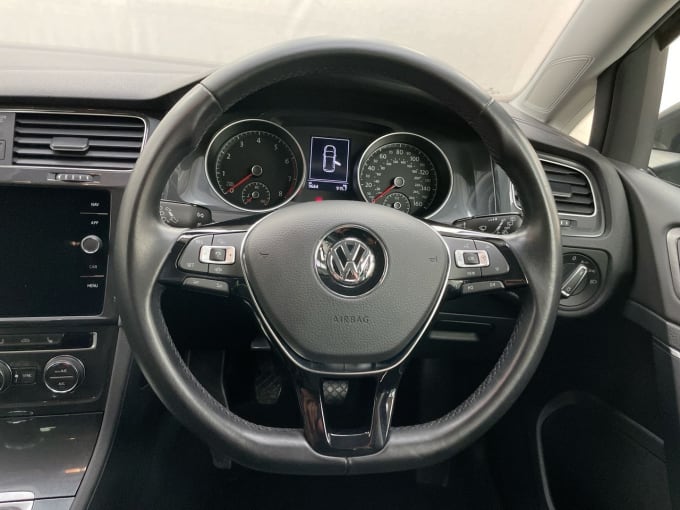 2024 Volkswagen Golf