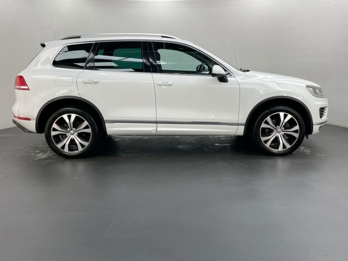 2024 Volkswagen Touareg