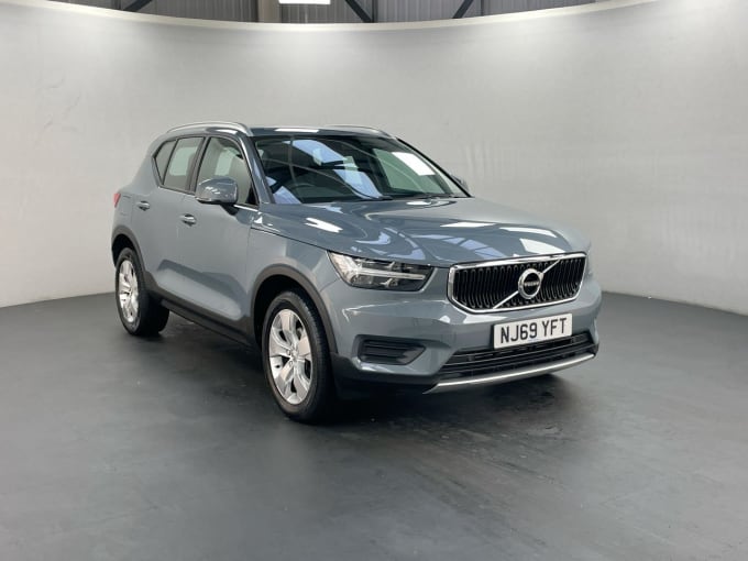 2024 Volvo Xc40