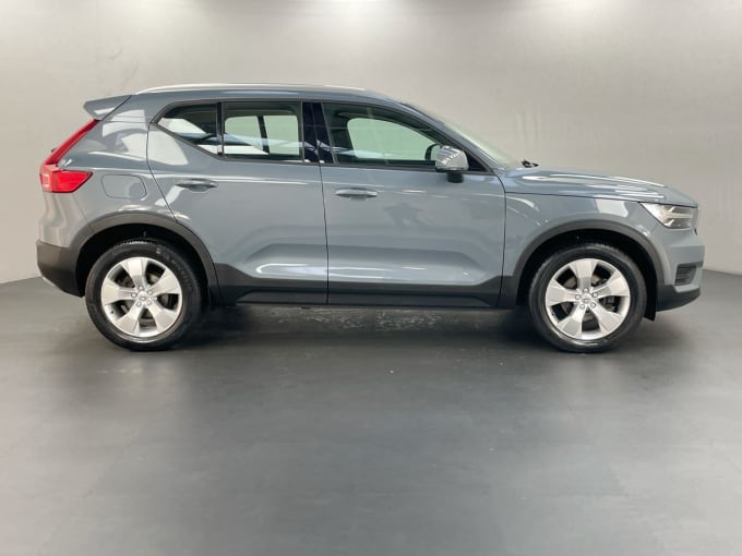 2024 Volvo Xc40