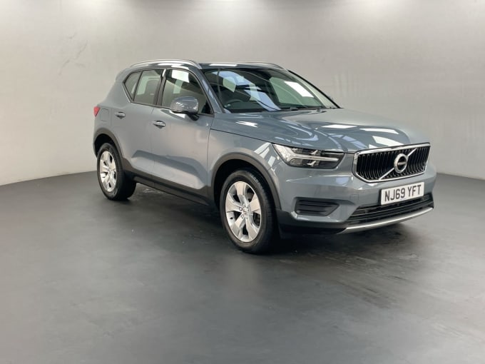 2024 Volvo Xc40